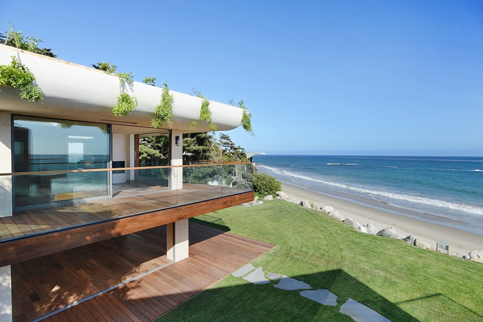 Dead Load, Fastener Withdrawal and Corner Zones: The Wind Uplift Numbers Behind a Tropical Hardwood Balcony Deck