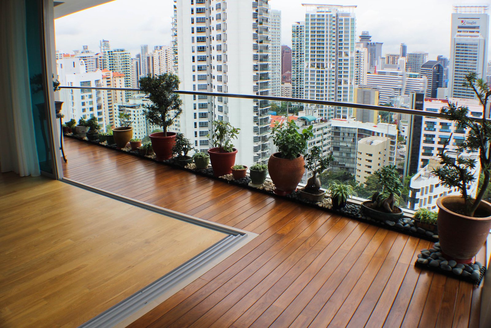 Teak running from inside to outside, two environments on one approved range