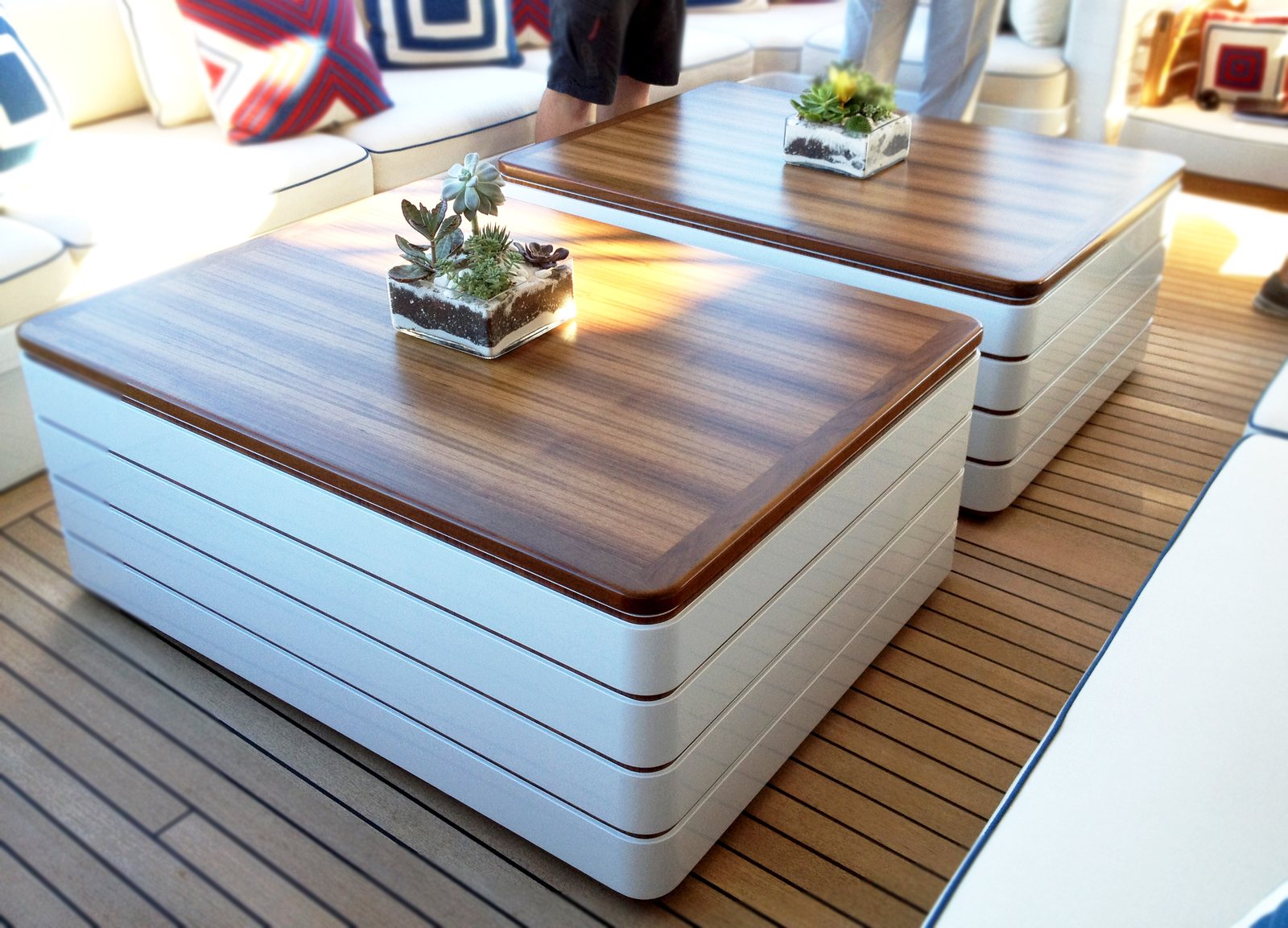 Why Marine Furniture Is Built From 3, 4 and 5 Inch Teak Slats
