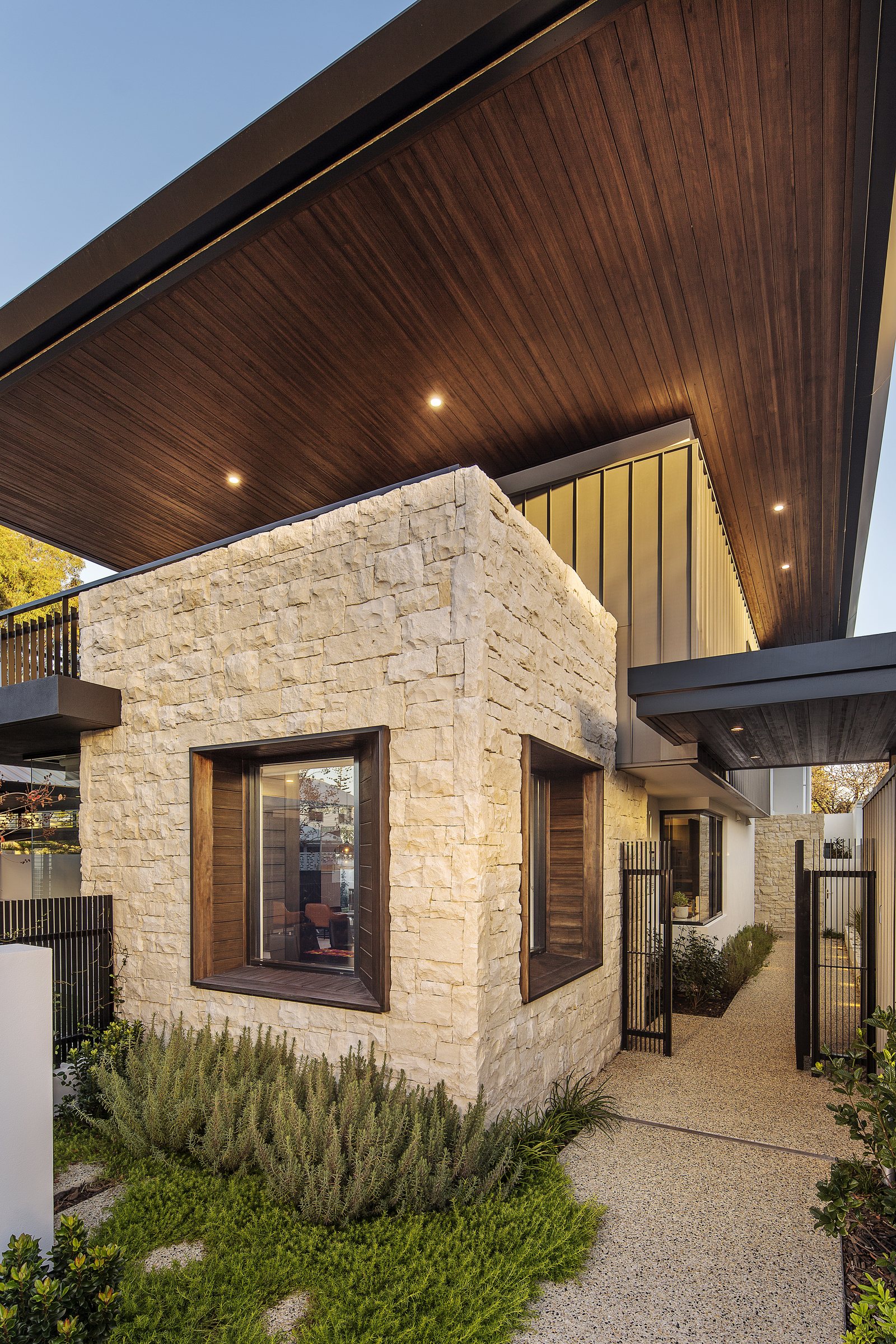 Thermally Modified Ash or Spruce: Choosing by Width, Weight and Wear